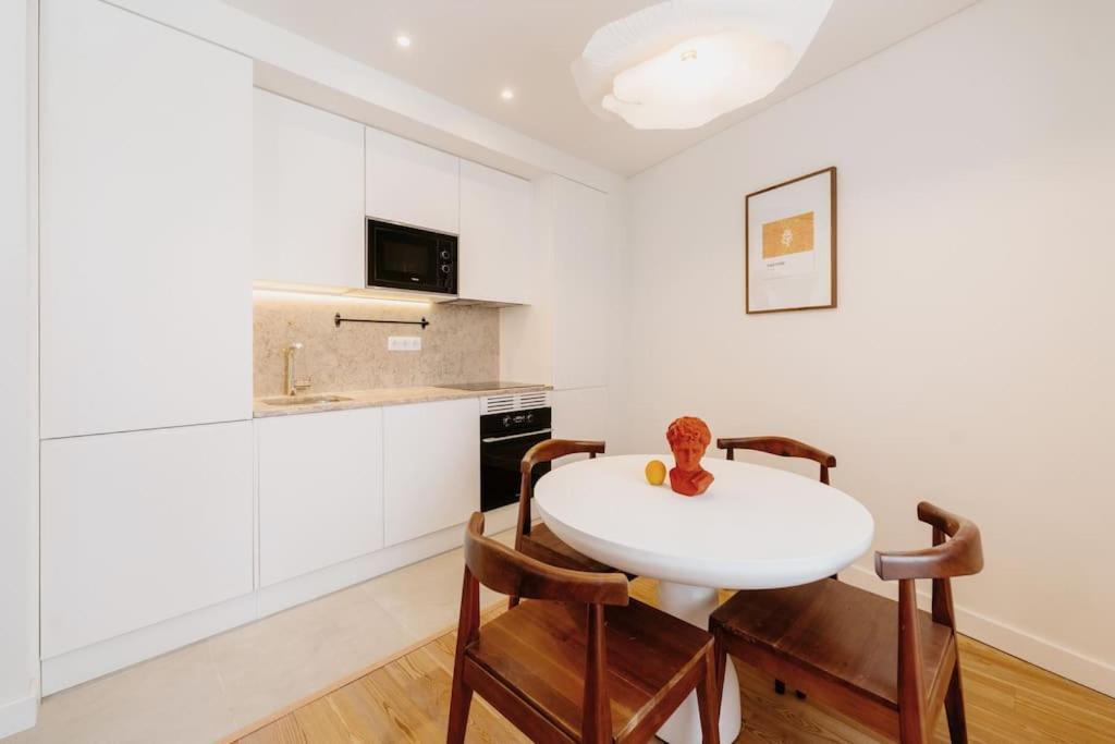 Lisbon Orange House - Beautiful Two-Bedroom Apartment 1D Ngoại thất bức ảnh