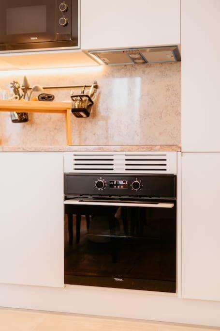 Lisbon Orange House - Beautiful Two-Bedroom Apartment 1D Ngoại thất bức ảnh