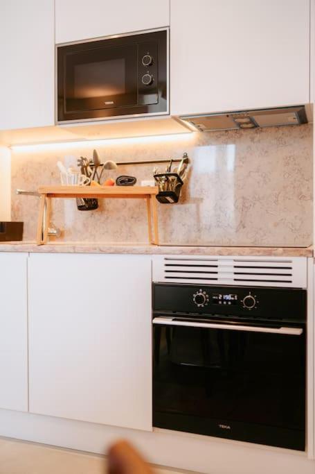 Lisbon Orange House - Beautiful Two-Bedroom Apartment 1D Ngoại thất bức ảnh